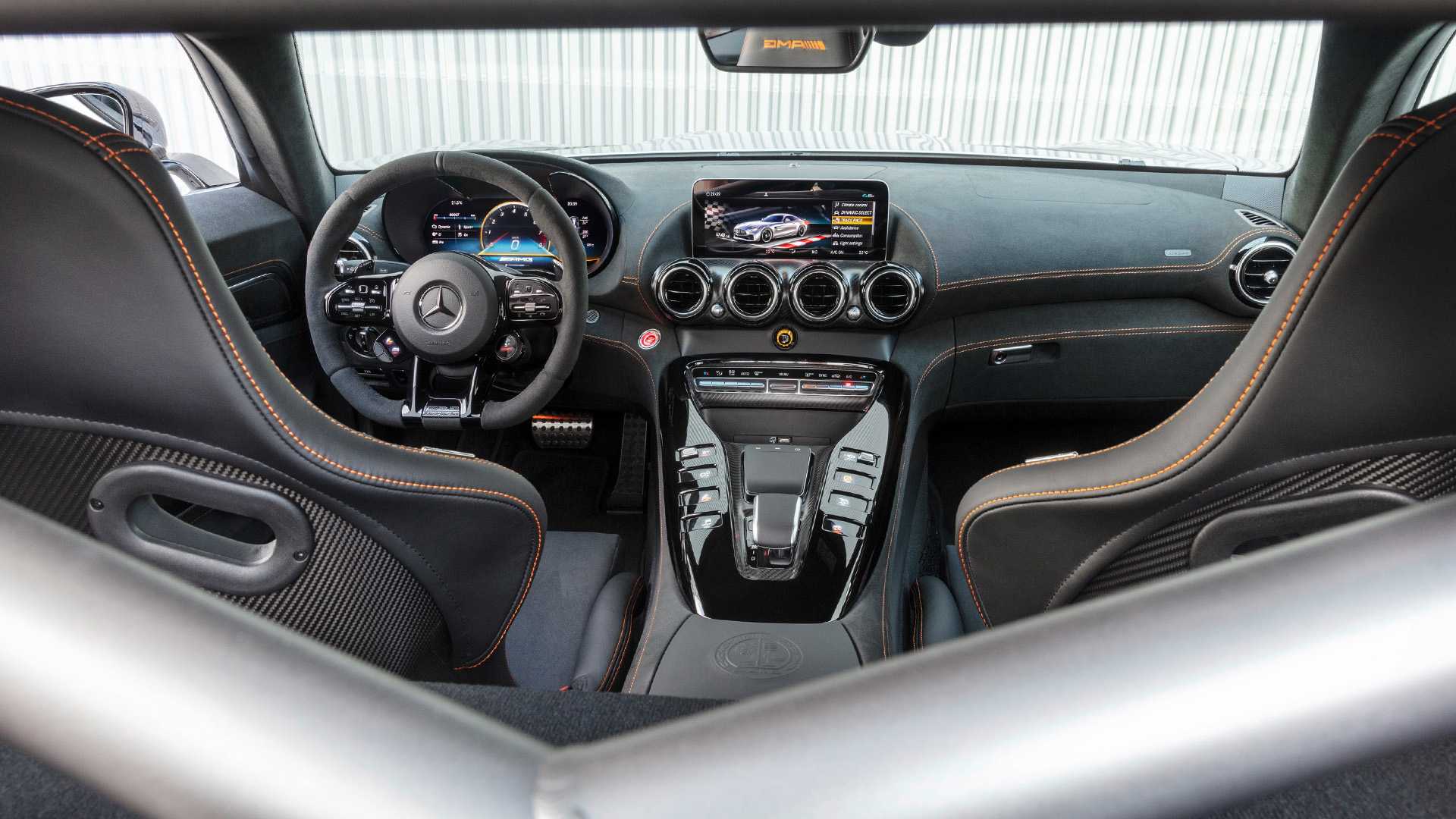 mercedes-amg-gt-black-series-2020 (11)