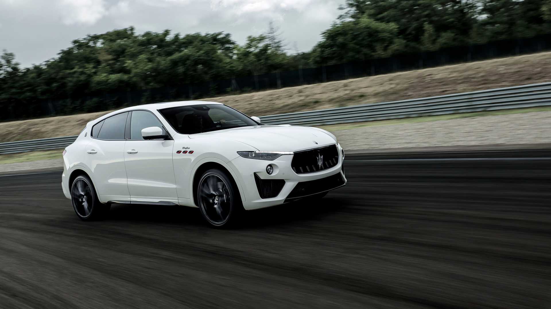 2021-maserati-levante-trofeo (1)