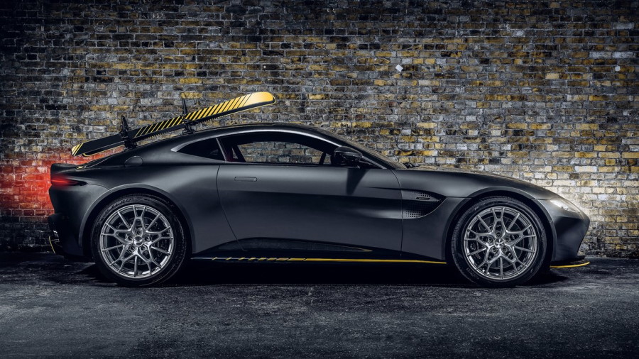 Aston_Martin-Vantage_007_Edition-2021-1280-03