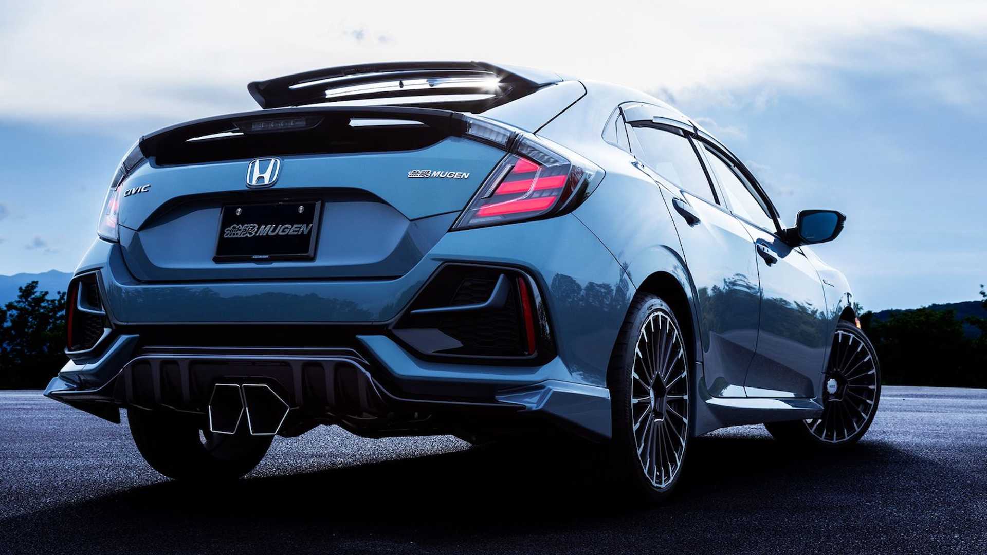 honda-civic-hatchback-mugen---rear-beauty-high-contrast