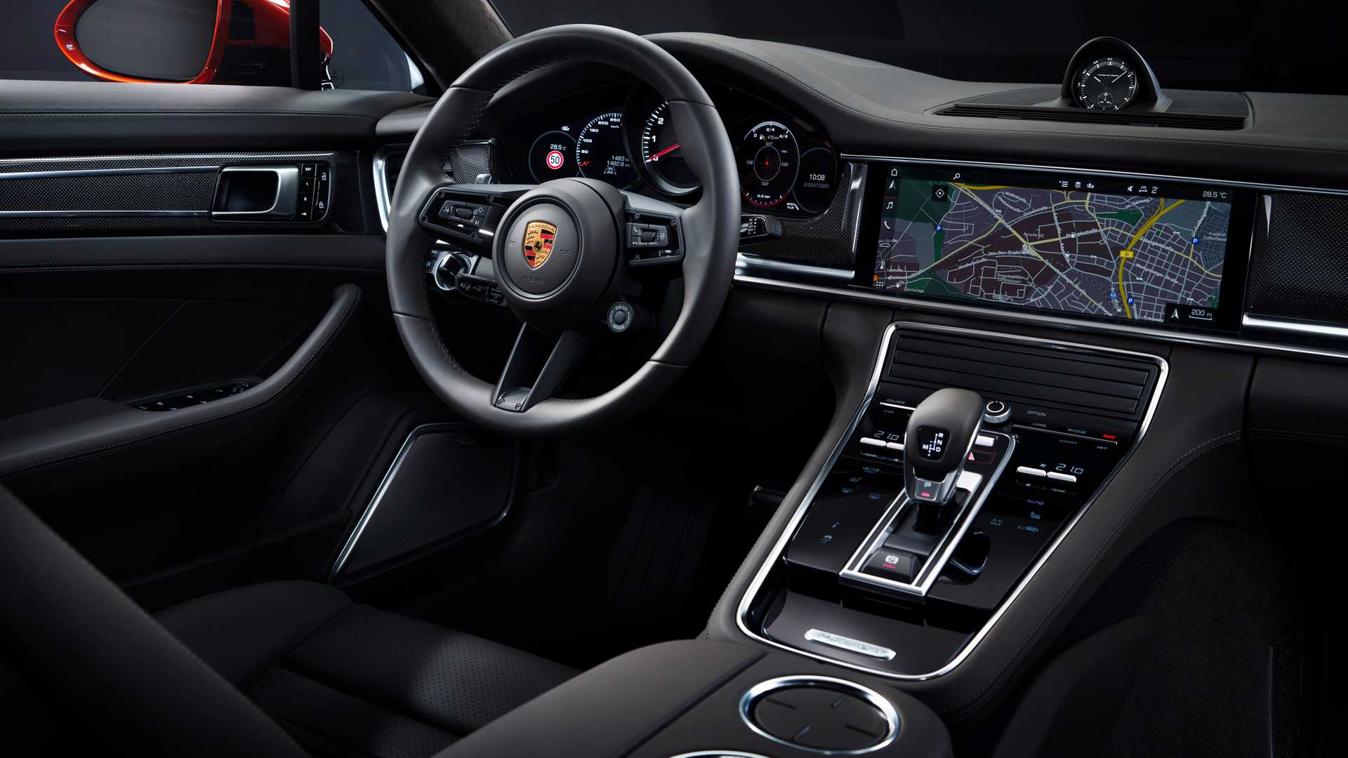 porsche-panamera-turbo-s-2021-cockpit