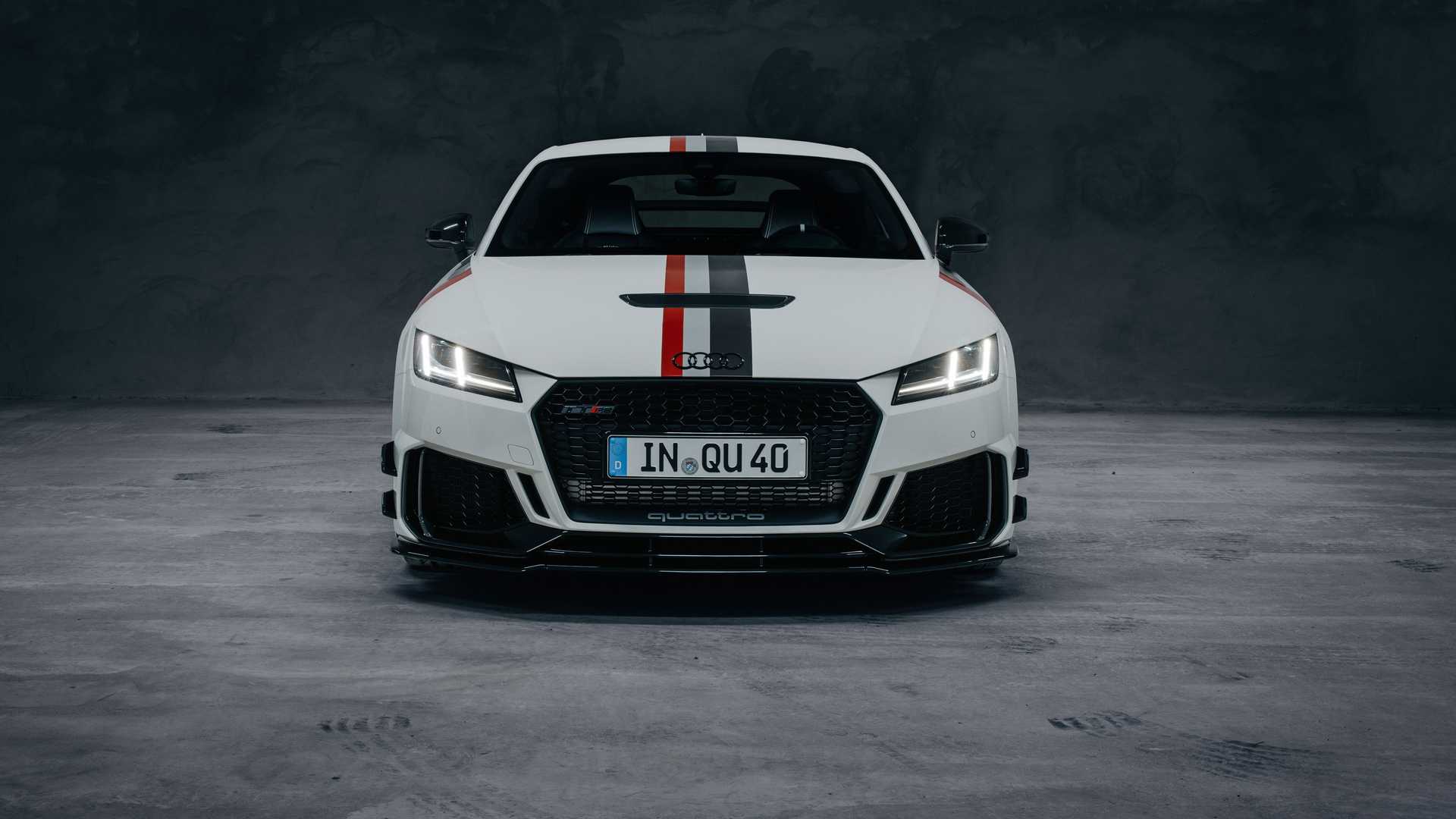 audi-tt-rs-40-years-of-quattro