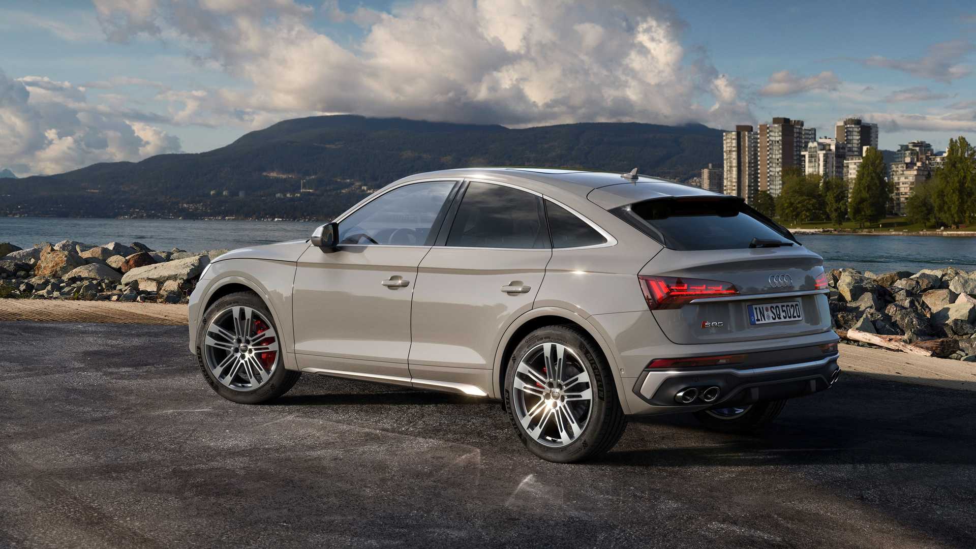 2021-audi-sq5-sportback-tdi (2)