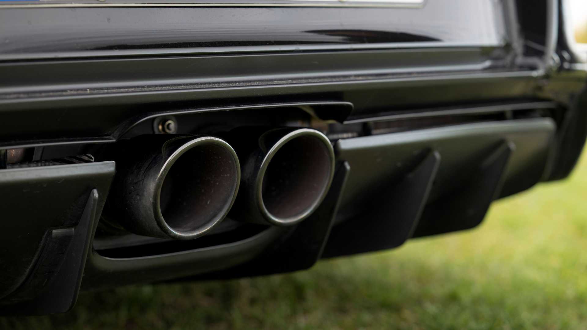 2021-porsche-911-gt3-prototype-exhaust