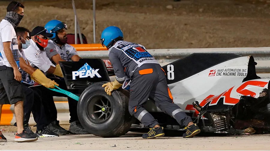 grosjean-romain-f1-crash-201129-1180