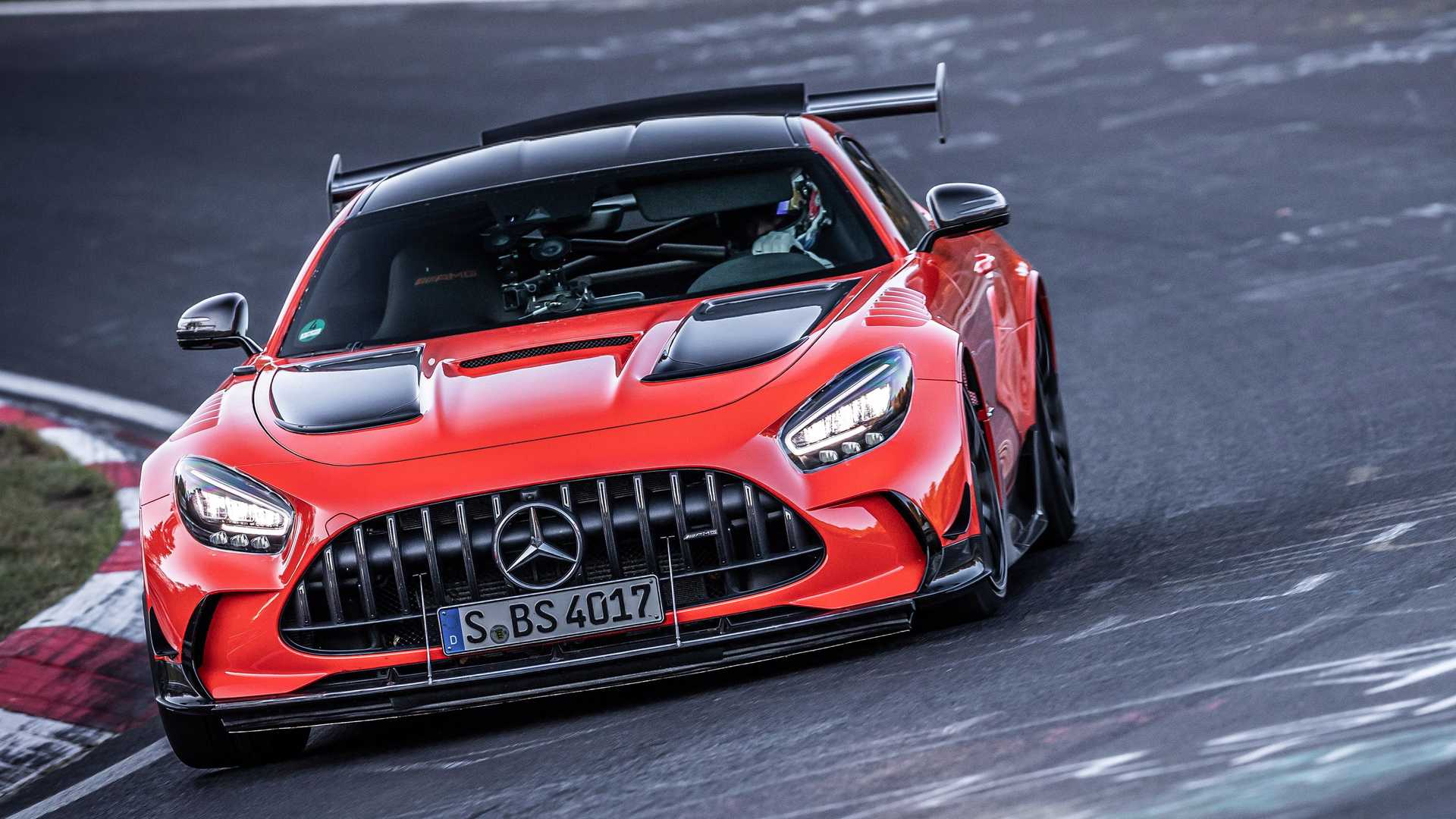 mercedes-amg-gt-black-series-nurburgring-record