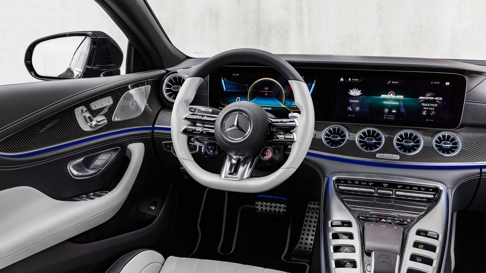 2022-mercedes-amg-gt-4-door-coupe-interior6