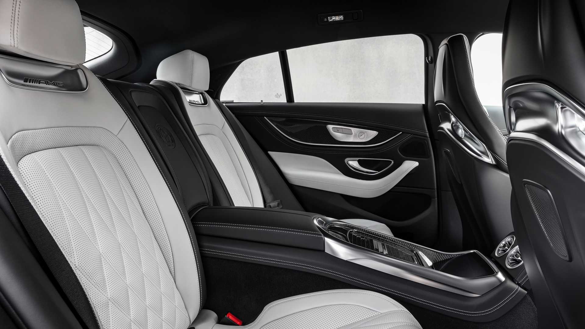 2022-mercedes-amg-gt-4-door-coupe-interior8