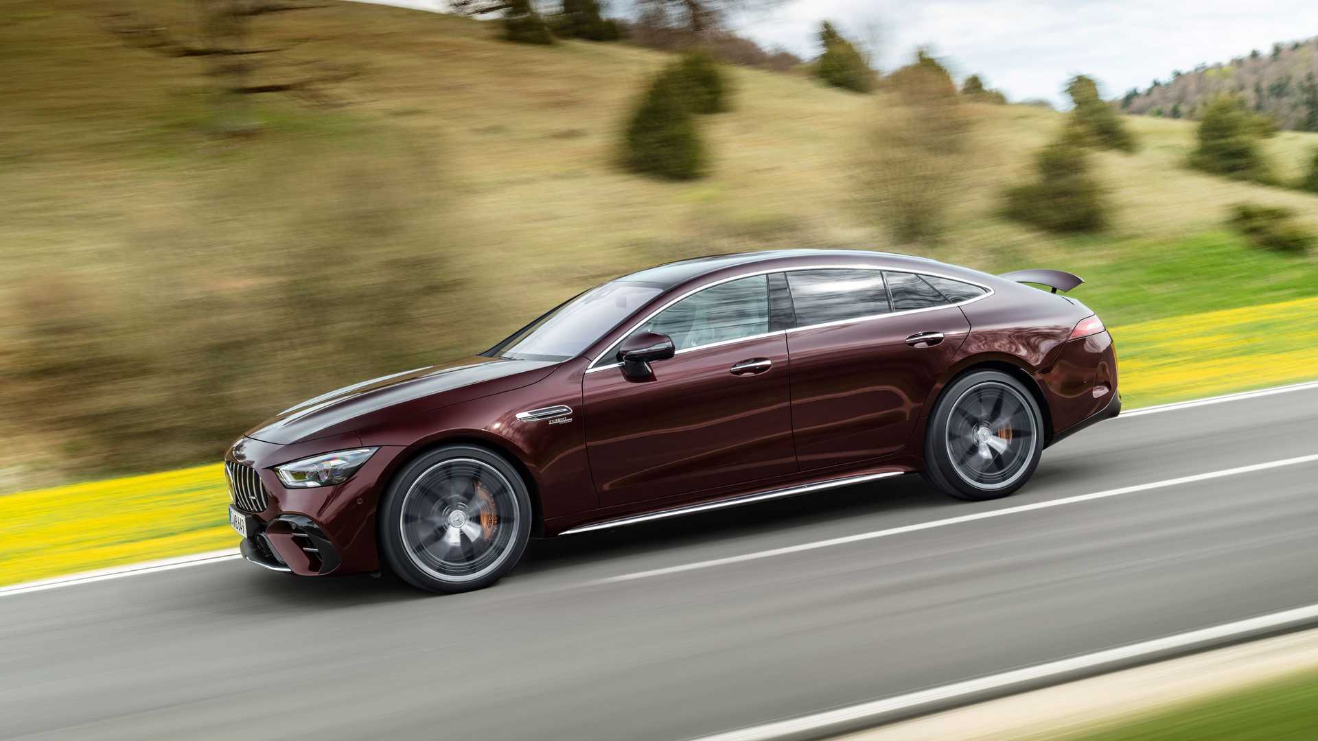 2022-mercedes-amg-gt-4-door-exterior4