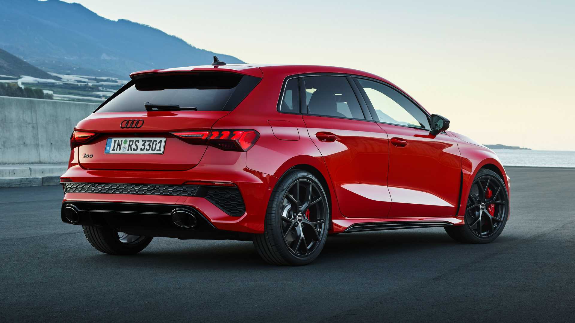 2022-audi-rs3-sportback