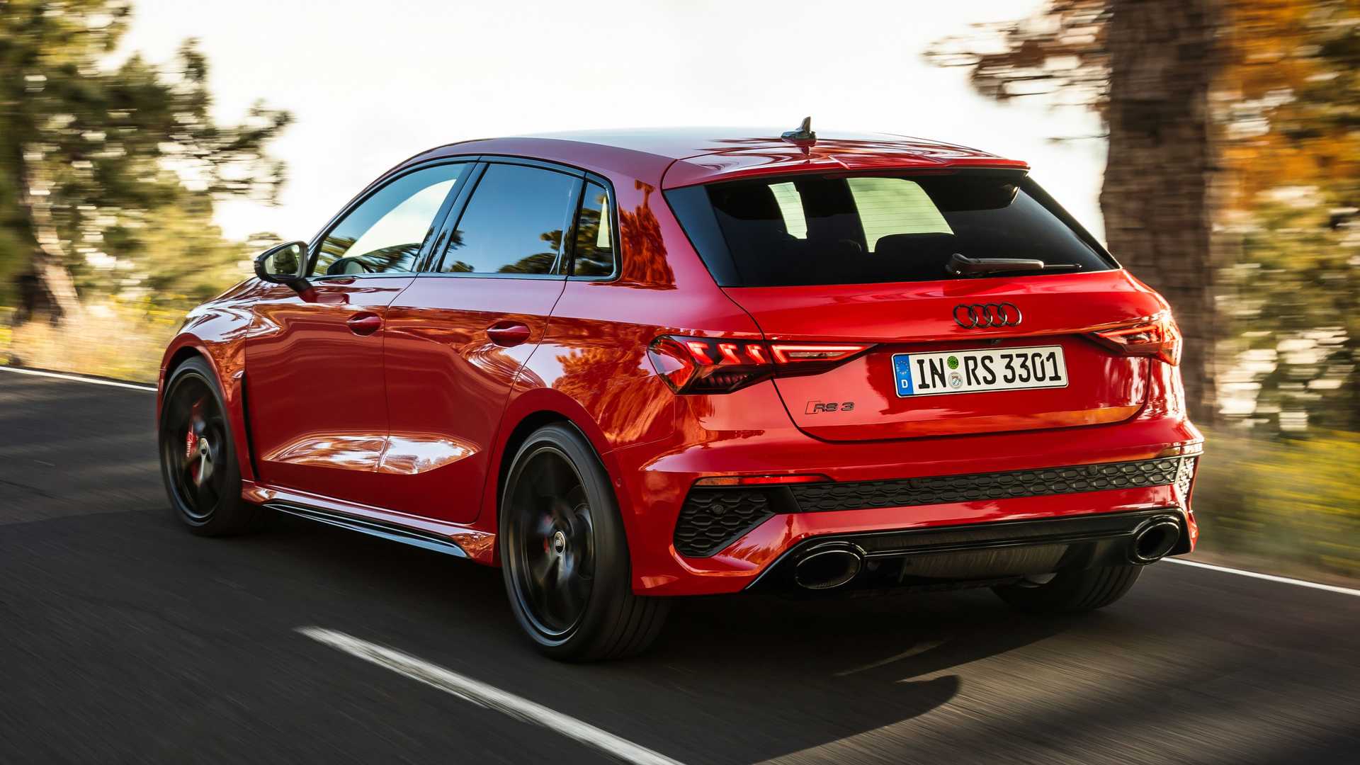 2022-audi-rs3-sportback1