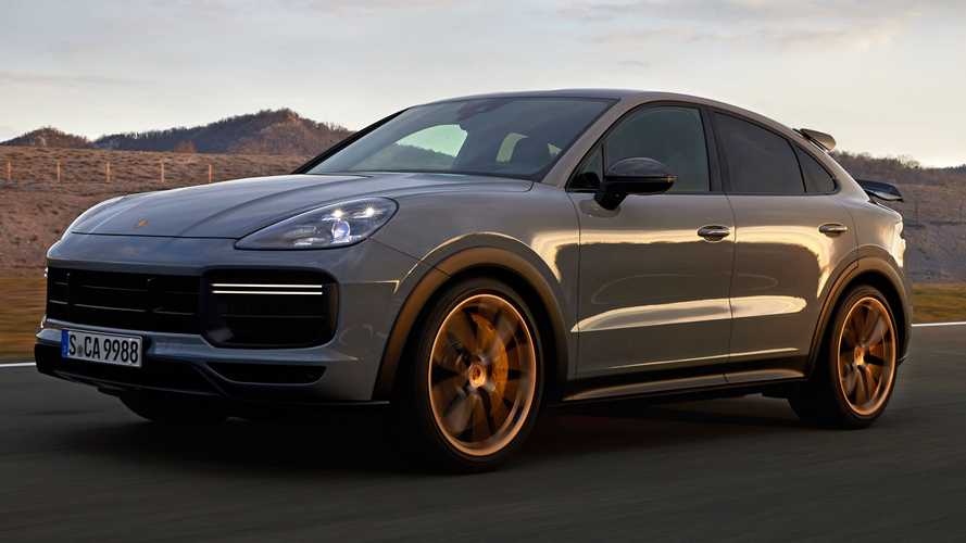 porsche-cayenne-turbo-gt-on-track-three-quarters